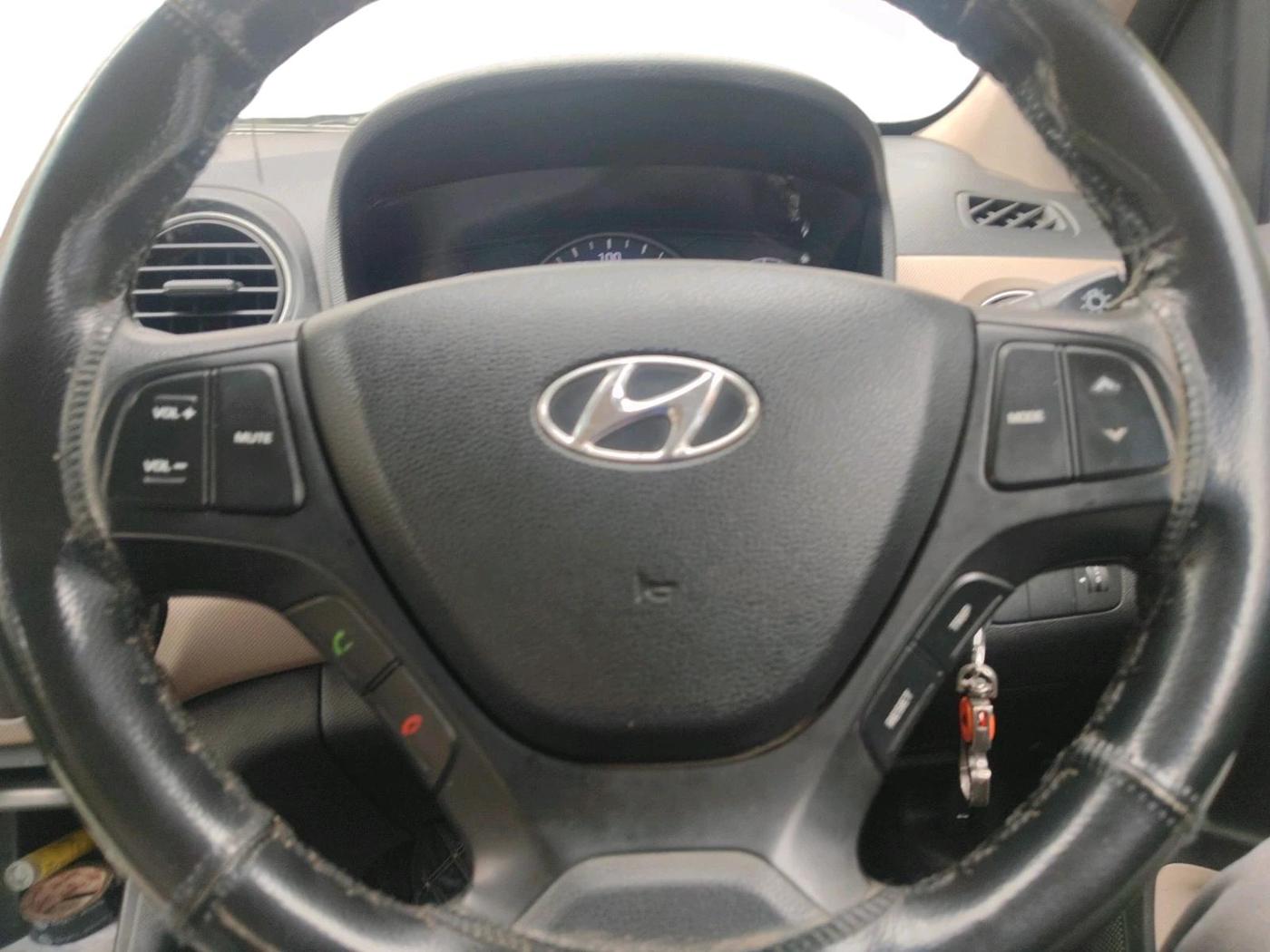 2014 Hyundai Xcent S (O) 1.2, Petrol, Manual, 89,588 km, interior