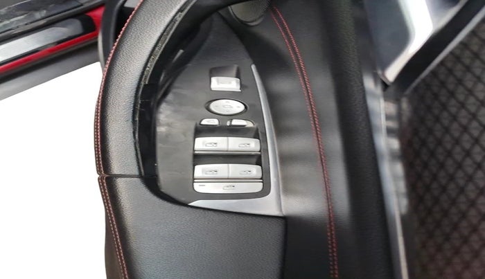 2018 BMW X4 xDrive30i M Sport X, Petrol, Automatic, 1,09,527 km, interior