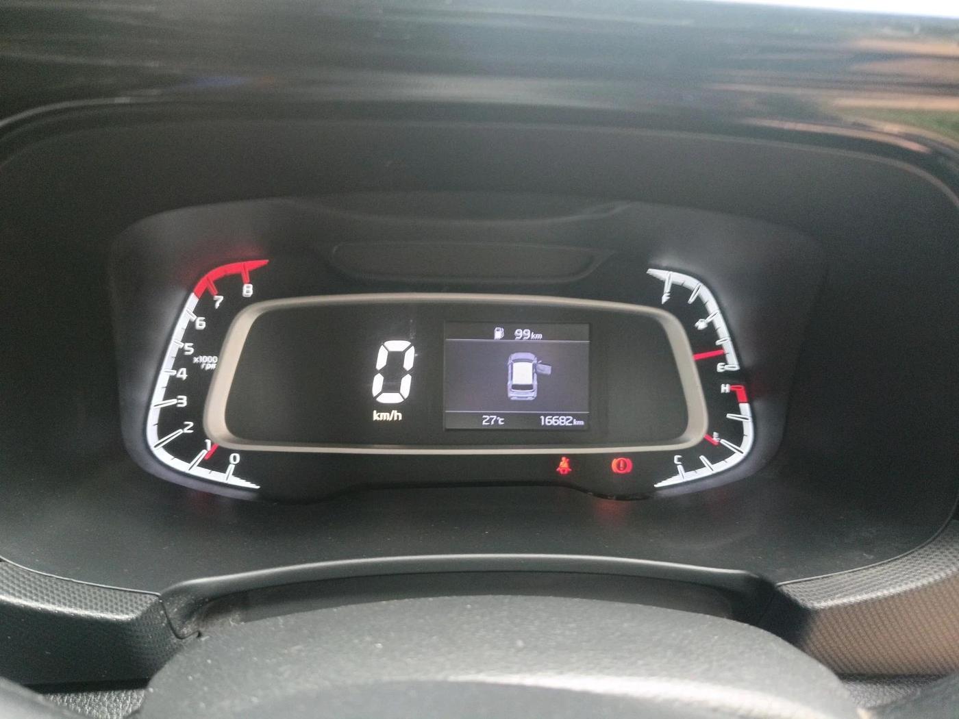 2022 KIA SONET HTK PLUS 1.2, Petrol, Manual, 16,682 km, interior