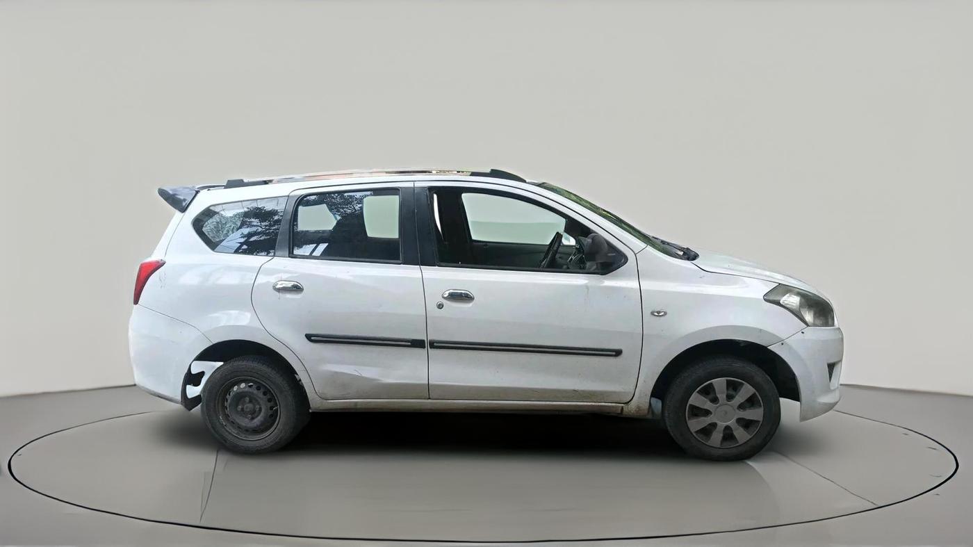 2016 Datsun Go Plus T, Petrol, Manual, 77,805 km, exterior