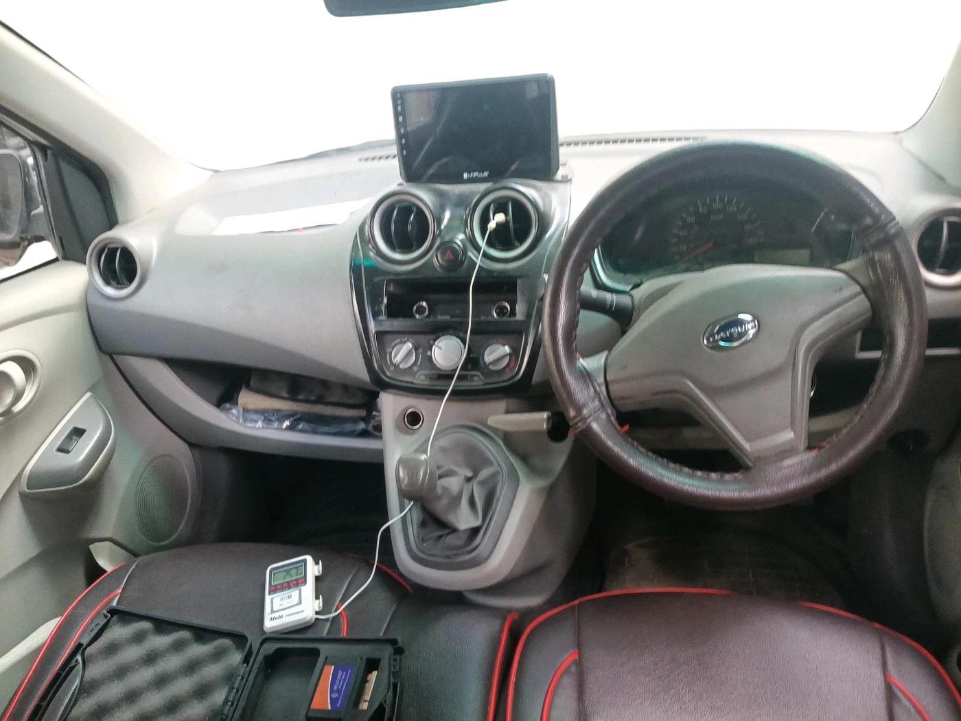2016 Datsun Go Plus T, Petrol, Manual, 77,805 km, interior