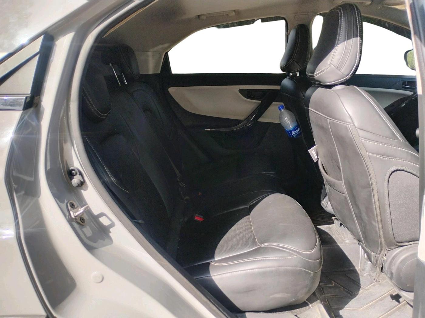 2025 Tata NEXON CREATIVE PLUS S 1.2 REVOTRON 6 AMT DT, Petrol, Automatic, 27,661 km, interior