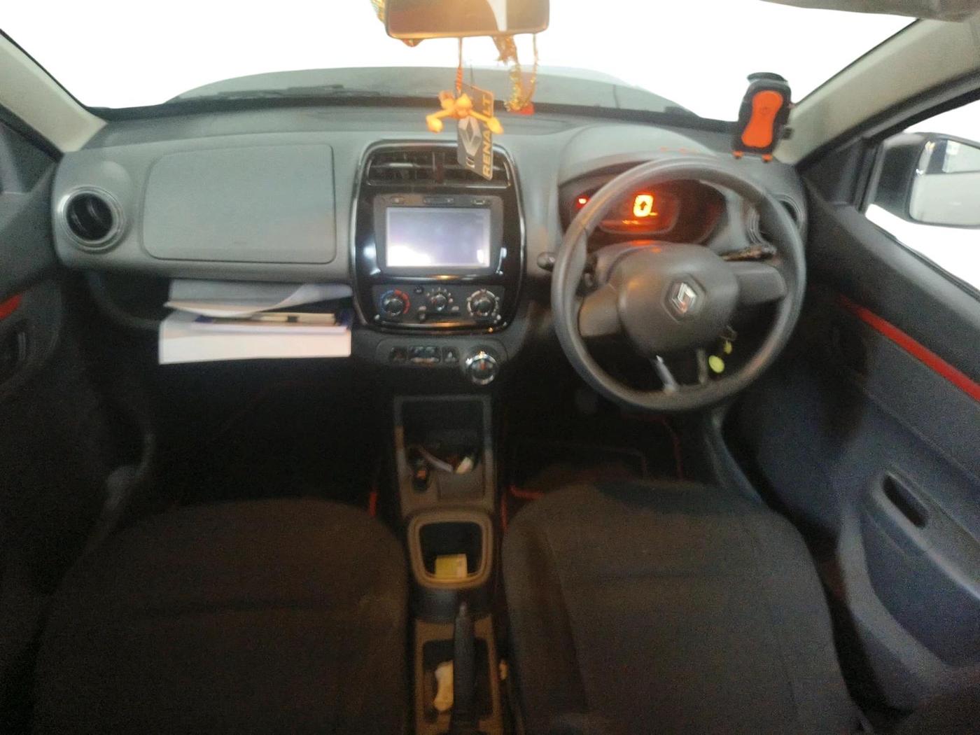 2016 Renault Kwid RXT 1.0 AMT, Petrol, Automatic, 48,145 km, interior