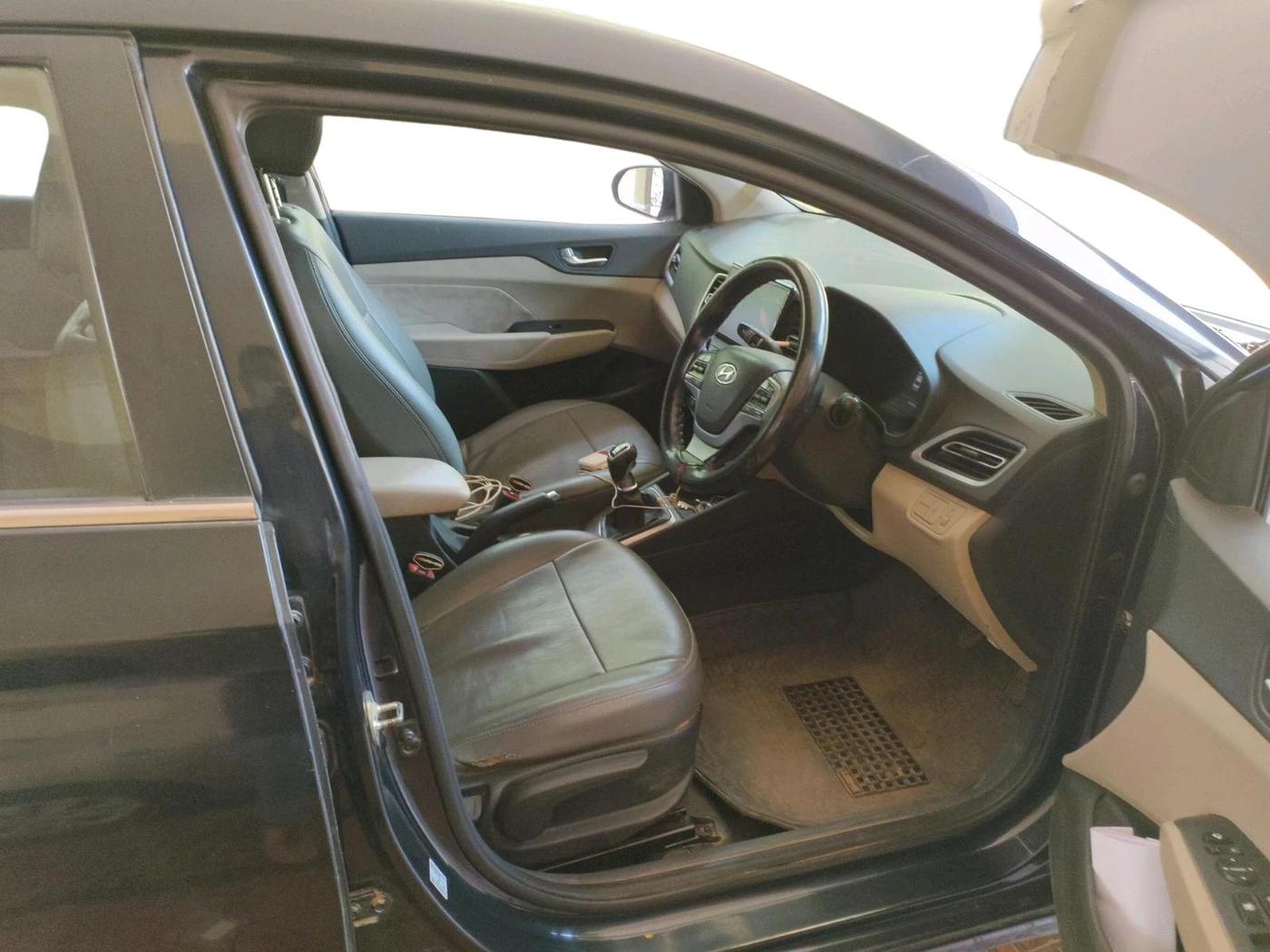 2021 Hyundai Verna SX 1.5 VTVT, Petrol, Manual, 1,02,028 km, interior