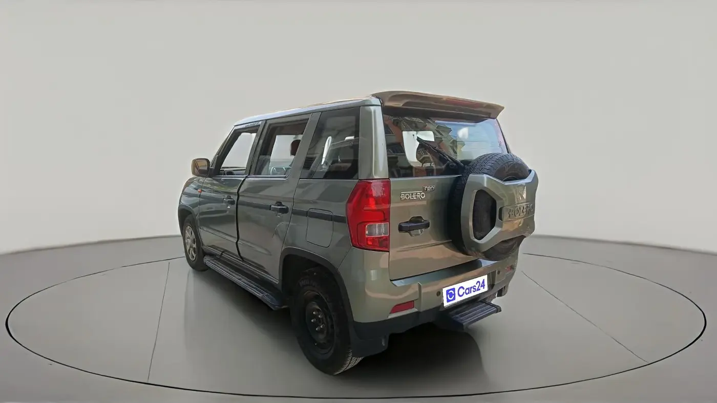 2023 Mahindra BOLERO NEO N 8, Diesel, Manual, 64,302 km, exterior