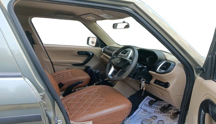 2023 Mahindra BOLERO NEO N 8, Diesel, Manual, 64,302 km, interior