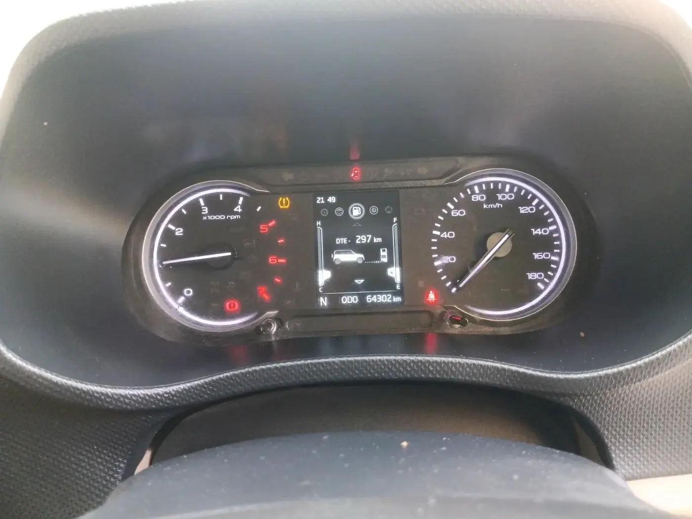2023 Mahindra BOLERO NEO N 8, Diesel, Manual, 64,302 km, interior