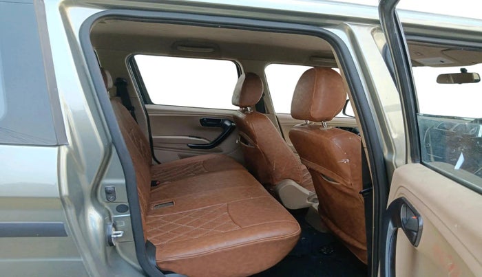 2023 Mahindra BOLERO NEO N 8, Diesel, Manual, 64,302 km, interior