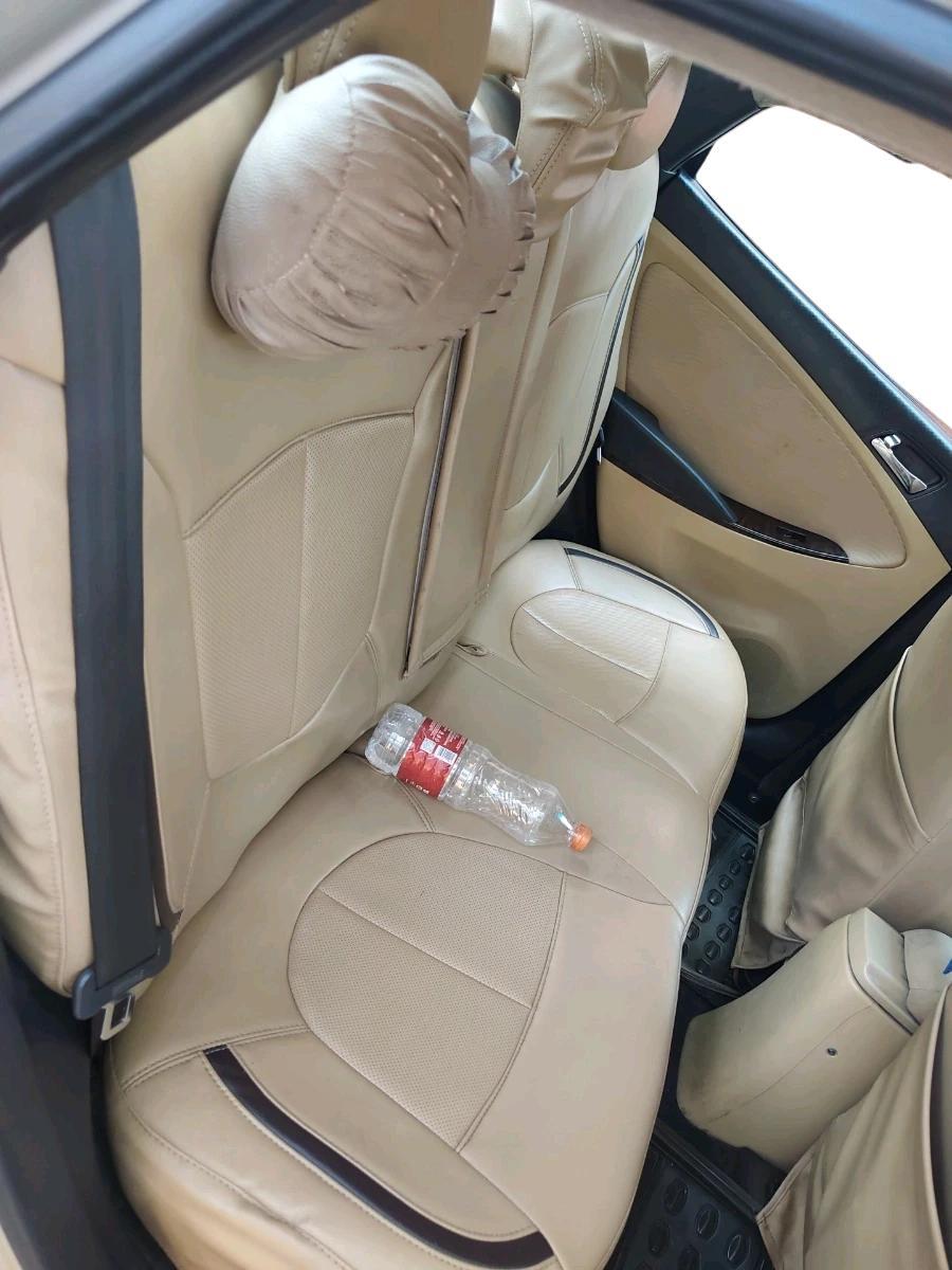 2013 Hyundai Verna FLUIDIC 1.6 VTVT SX, Petrol, Manual, 91,138 km, interior