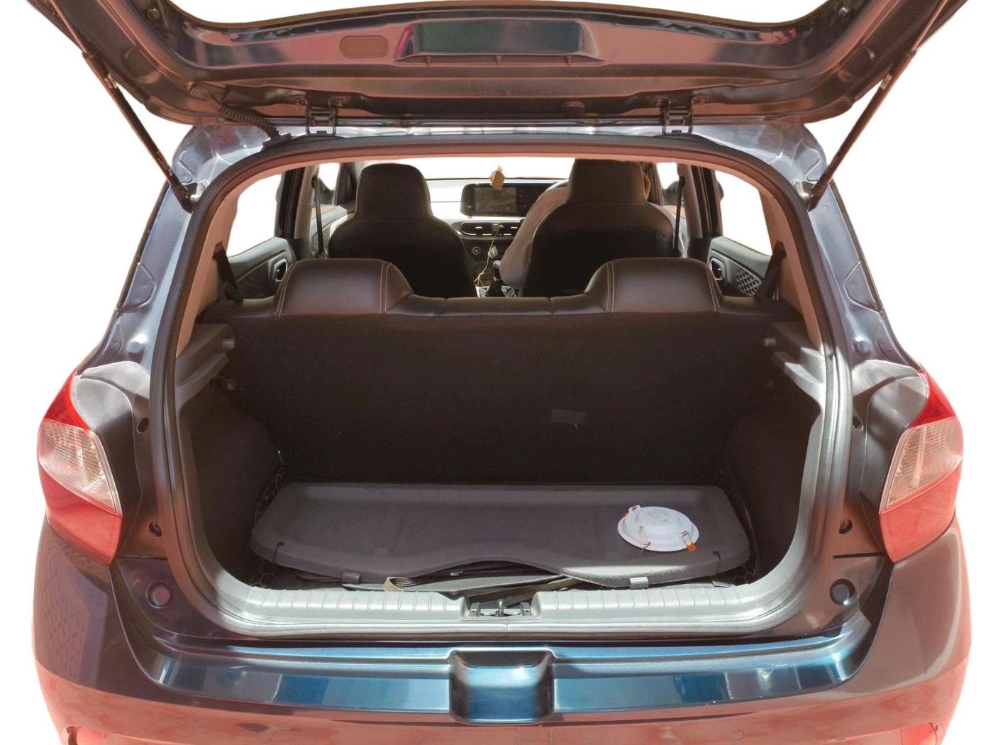 2022 Hyundai GRAND I10 NIOS SPORTZ 1.2 KAPPA VTVT, Petrol, Manual, 53,110 km, exterior