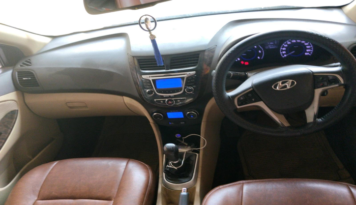 2013 Hyundai Verna FLUIDIC 1.6 CRDI SX, Diesel, Manual, 1,29,447 km, interior