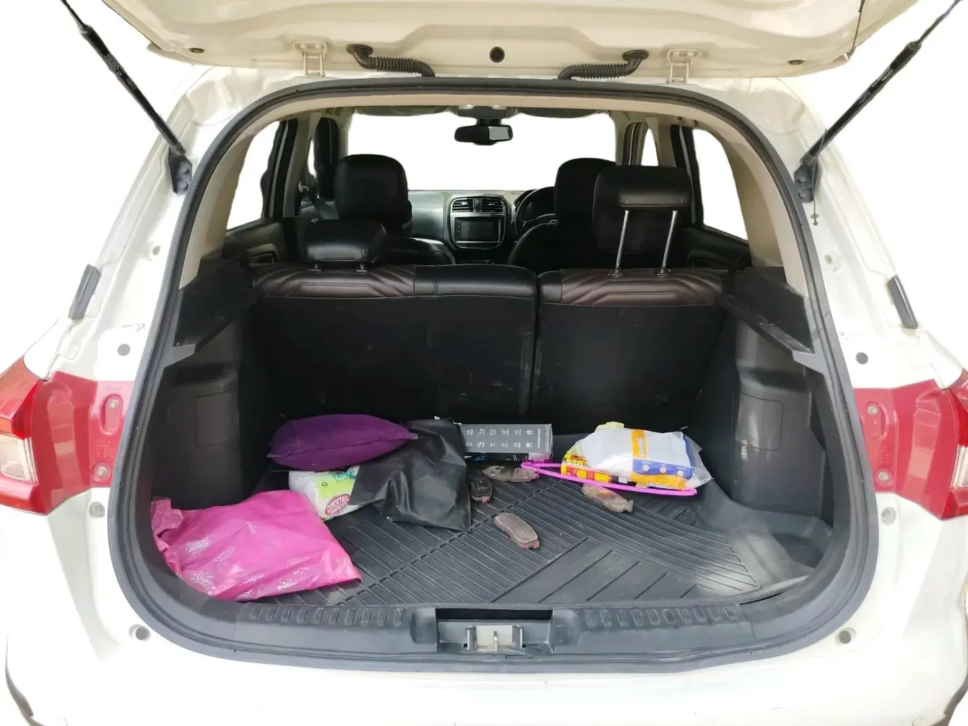 2022 Toyota URBAN CRUISER PREMIUM GRADE MT, Petrol, Manual, 1,10,668 km, exterior