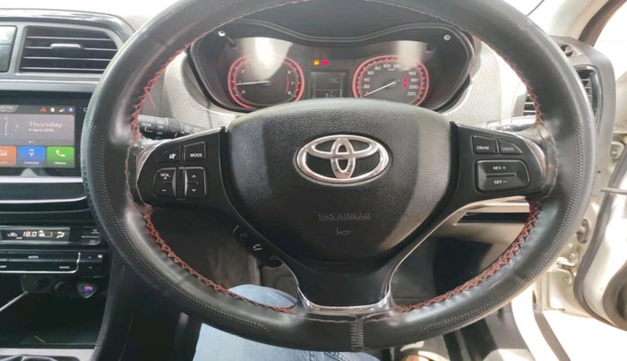 2022 Toyota URBAN CRUISER PREMIUM GRADE MT, Petrol, Manual, 1,10,668 km, interior