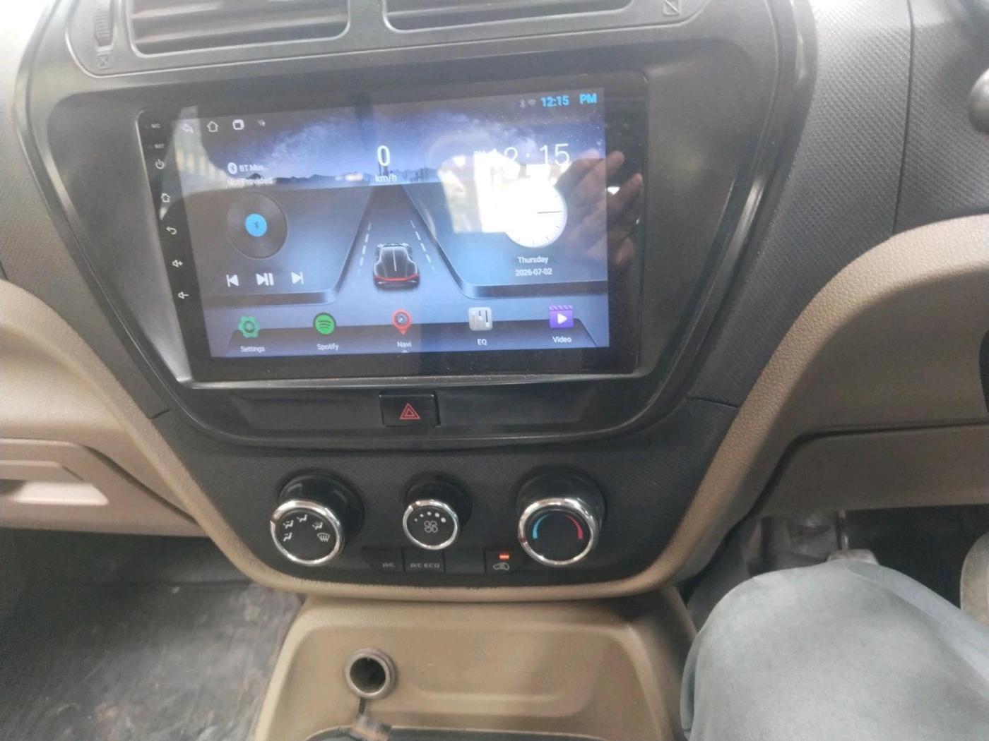 2022 Mahindra BOLERO NEO N 4, Diesel, Manual, 97,087 km, interior