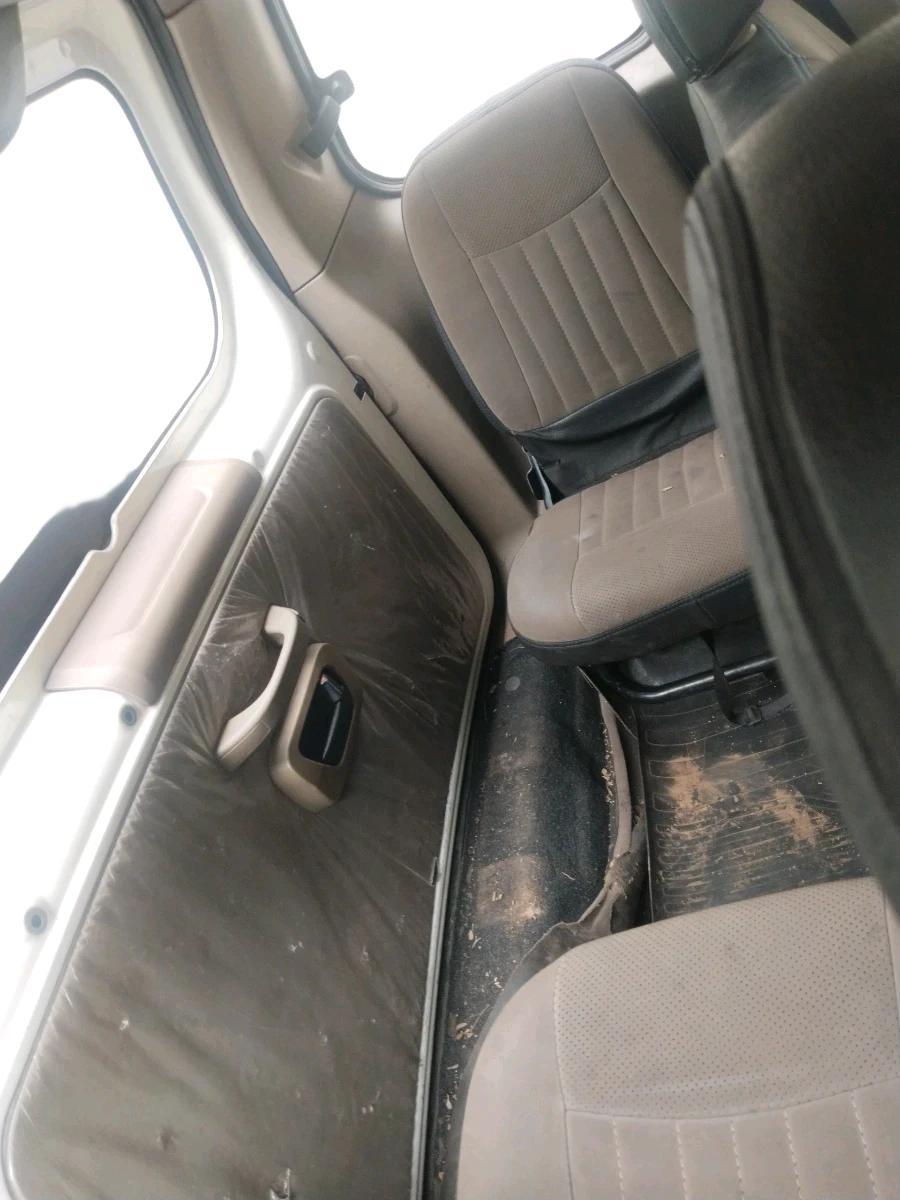 2022 Mahindra BOLERO NEO N 4, Diesel, Manual, 97,087 km, interior