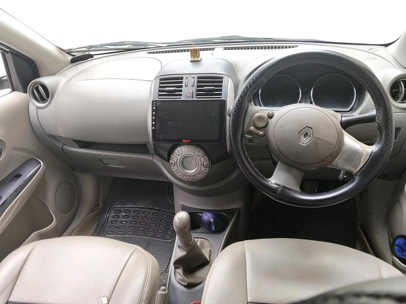 2012 Renault Scala RXL DIESEL, Diesel, Manual, 3,33,296 km, interior