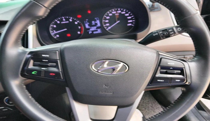 2016 Hyundai Creta SX PLUS AT 1.6 PETROL, Petrol, Automatic, 1,05,832 km, interior
