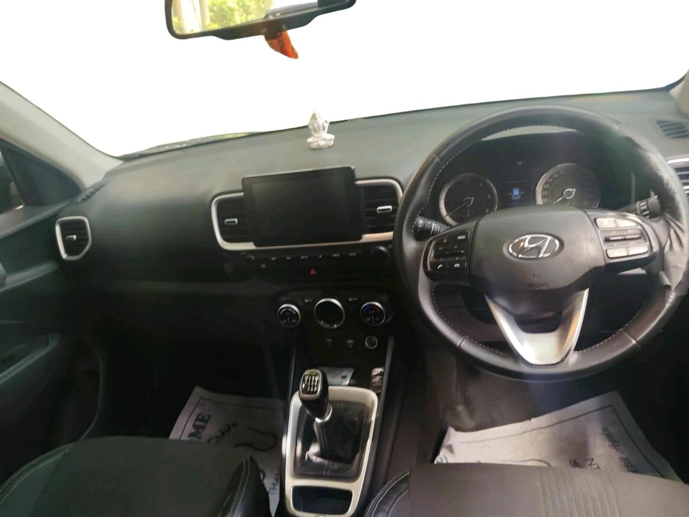 2019 Hyundai VENUE SX(O) 1.4 CRDI, Diesel, Manual, 1,20,631 km, interior