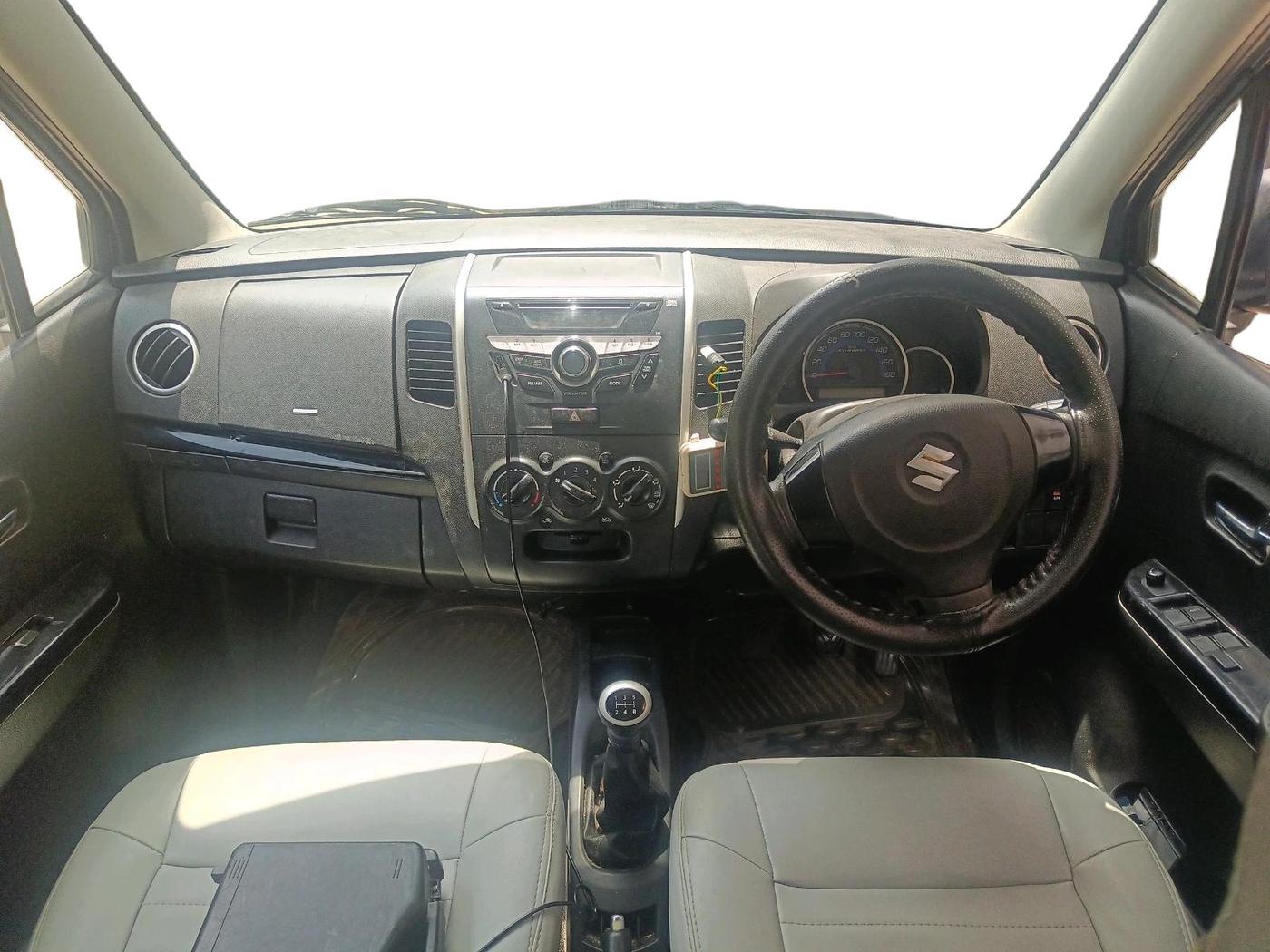 2013 Maruti Wagon R Stingray VXI, Petrol, Manual, 73,019 km, interior