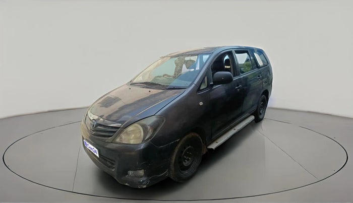 2005 Toyota Innova 2.5 G3, Diesel, Manual, 2,89,497 km, exterior