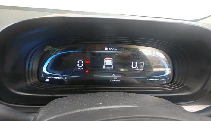 2024 Hyundai VENUE SX 1.2 PETROL, Petrol, Manual, 13,643 km, interior