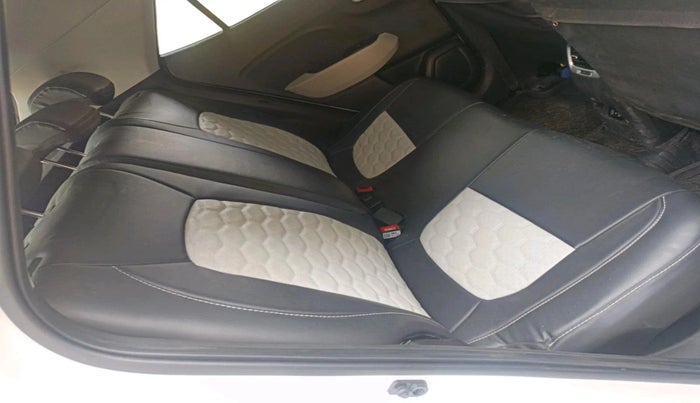 2024 Hyundai VENUE SX 1.2 PETROL, Petrol, Manual, 13,643 km, interior