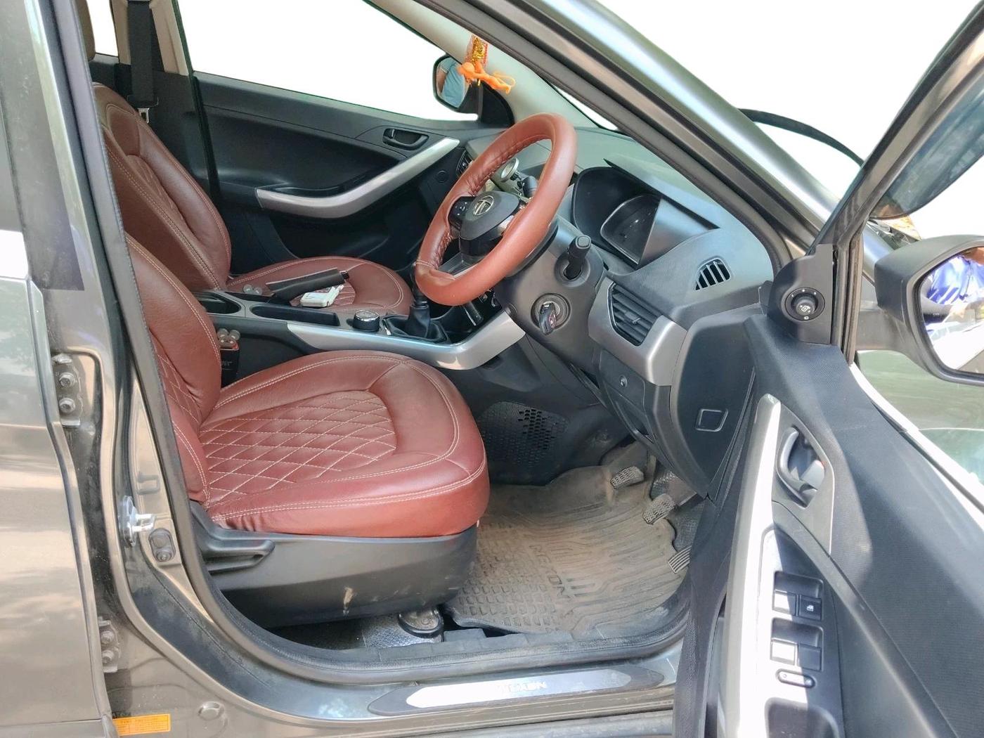 2022 Tata NEXON XM SUNROOF PETROL, Petrol, Manual, 32,717 km, interior