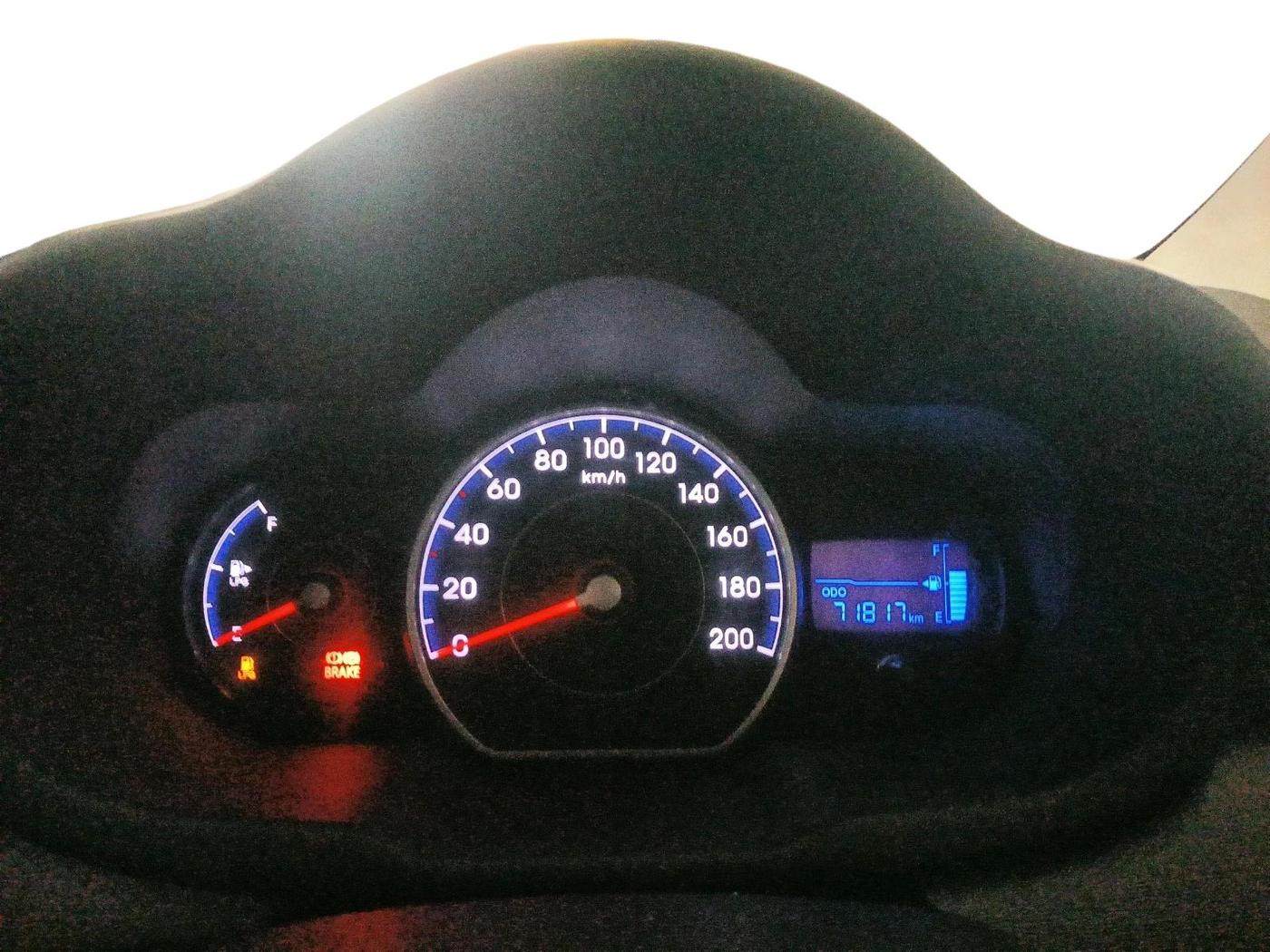 2013 Hyundai i10 MAGNA 1.1 LPG, Petrol, Manual, 71,817 km, interior