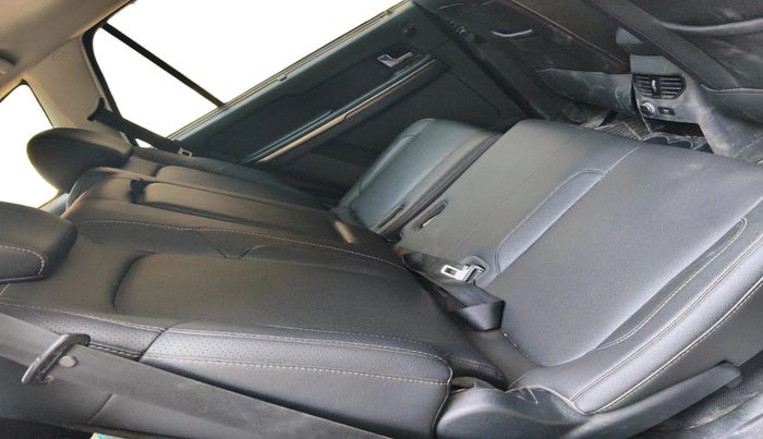 2018 Tata Hexa XT 4X2 7 STR, Diesel, Manual, 1,10,530 km, interior