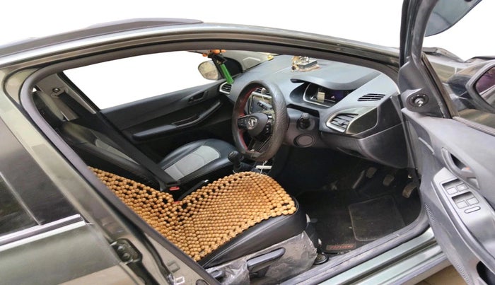 2021 Tata TIAGO NRG XZ MT, Petrol, Manual, 27,565 km, interior
