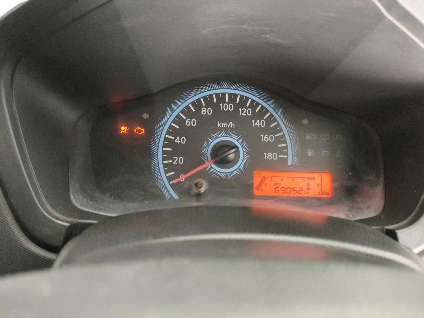 2017 Datsun Redi Go S, Petrol, Manual, 69,052 km, interior