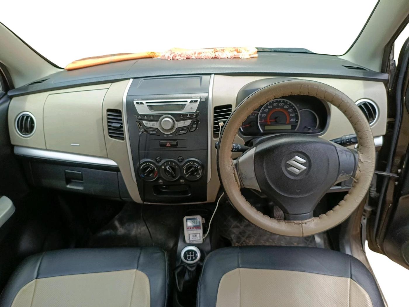 2016 Maruti Wagon R 1.0 VXI, Petrol, Manual, 77,184 km, interior