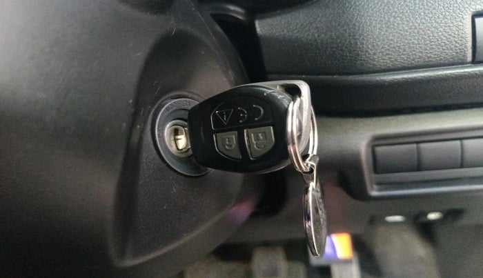 2024 Maruti Swift VXi, Petrol, Manual, 16,885 km, interior