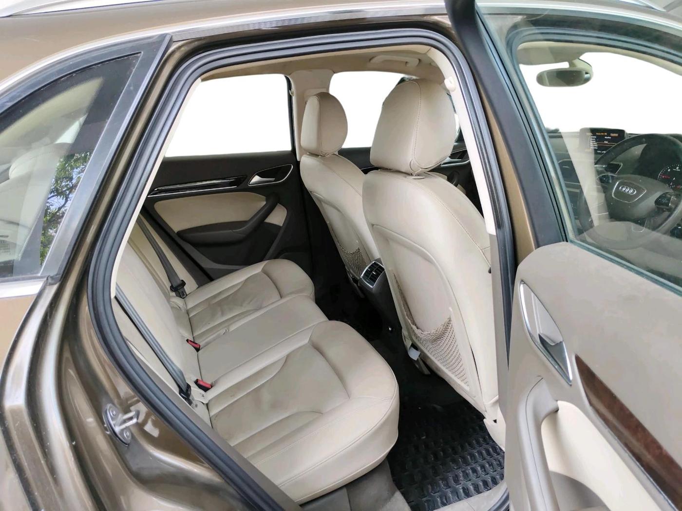 2014 Audi Q3 2.0 TDI QUATTRO, Diesel, Automatic, 72,411 km, interior