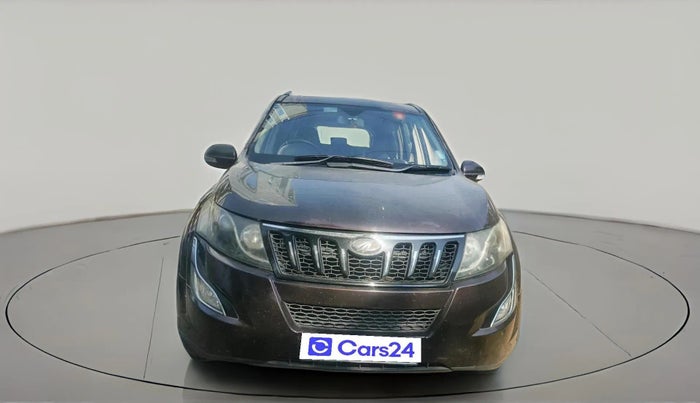 2015 Mahindra XUV500 W10, Diesel, Manual, 1,13,187 km, exterior