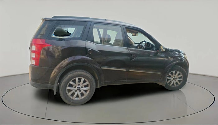 2015 Mahindra XUV500 W10, Diesel, Manual, 1,13,187 km, exterior