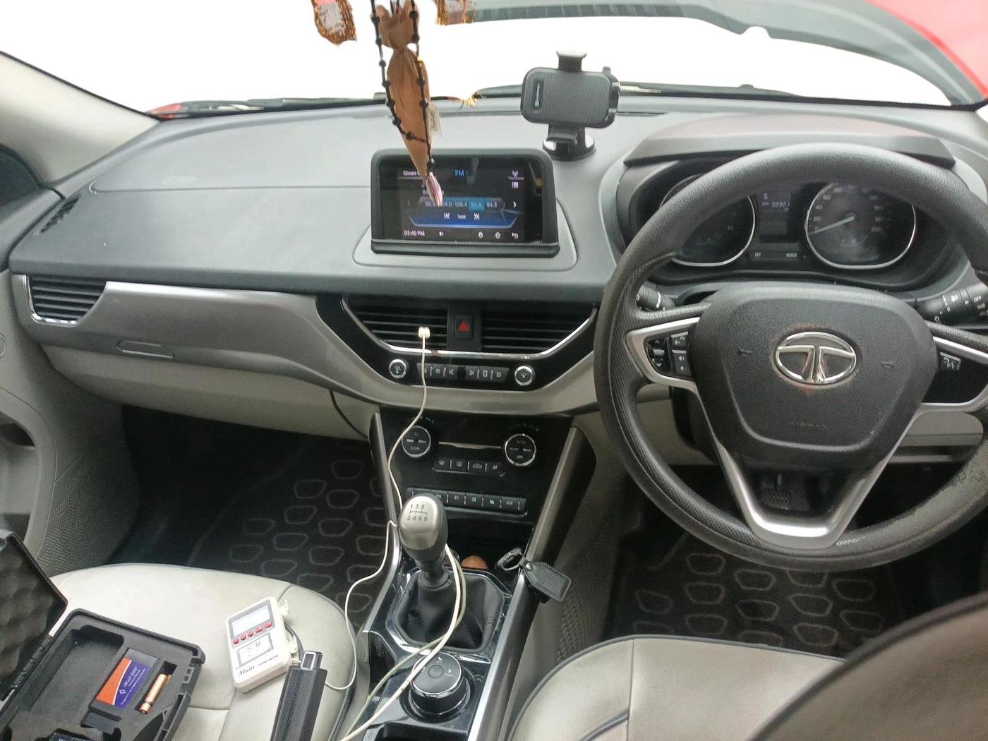 2018 Tata NEXON XZ PLUS PETROL, Petrol, Manual, 58,921 km, interior