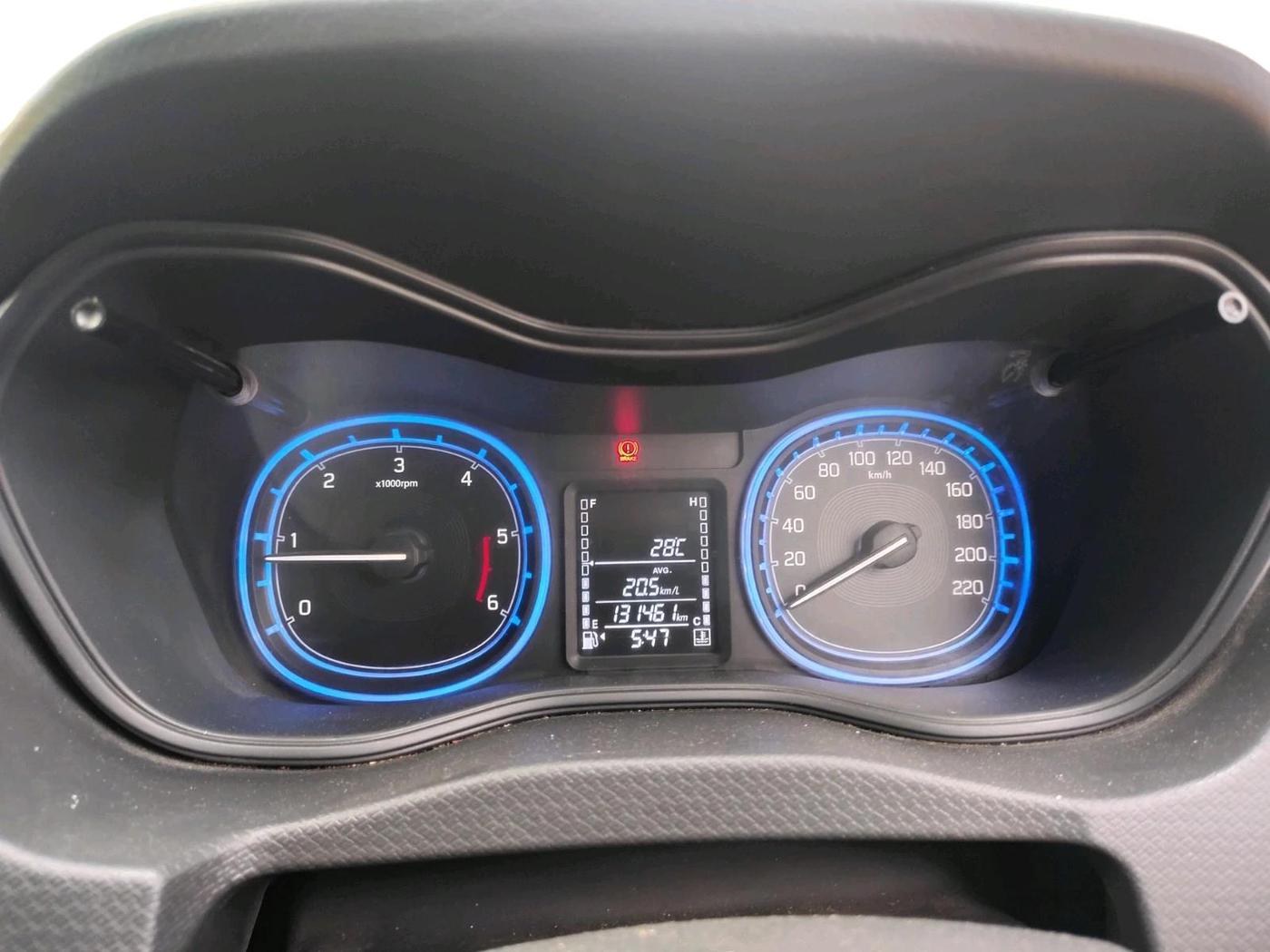 2016 Maruti Vitara Brezza ZDI PLUS, Diesel, Manual, 1,31,461 km, interior