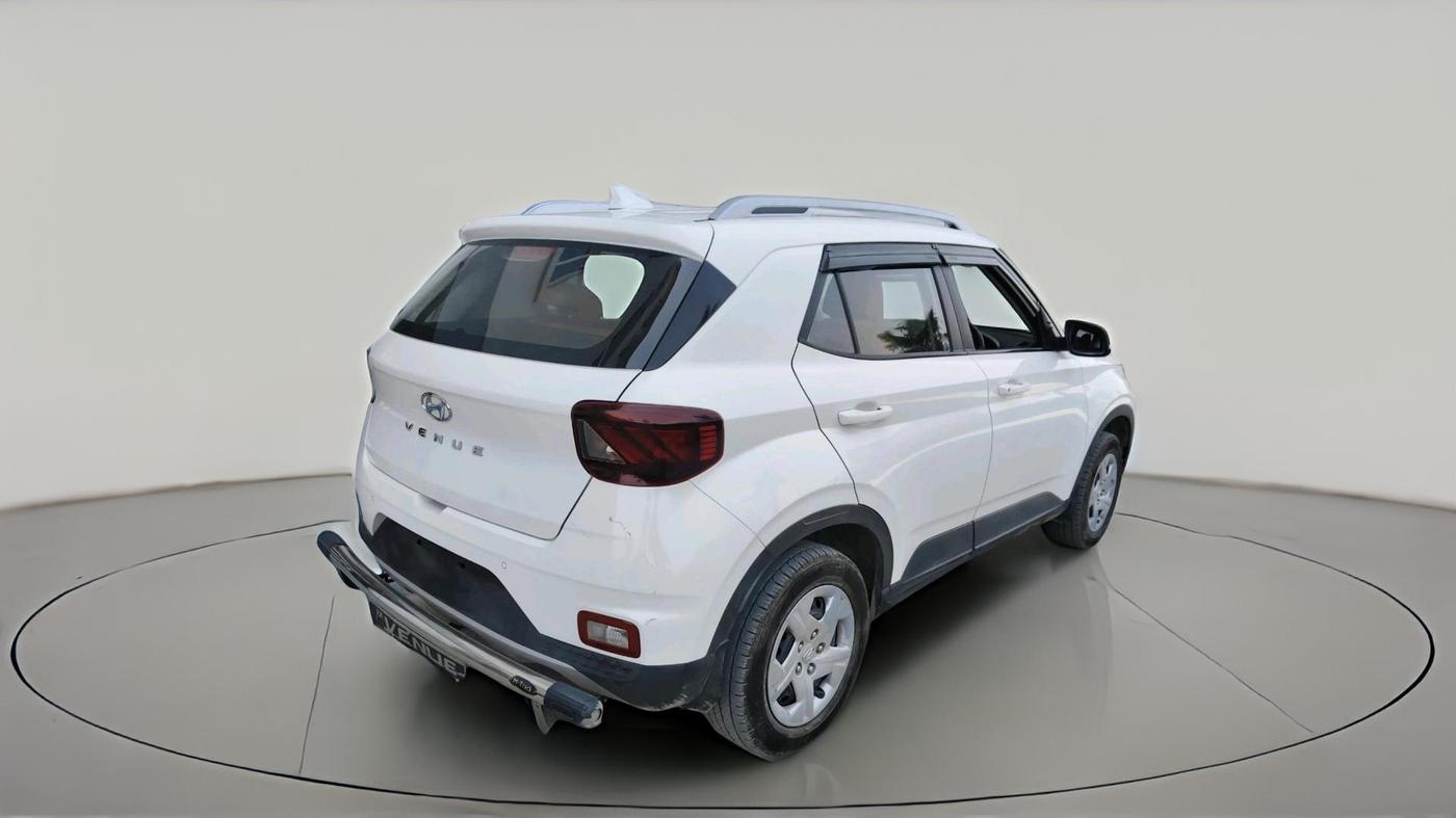 2021 Hyundai VENUE S+ 1.2, Petrol, Manual, 62,174 km, exterior