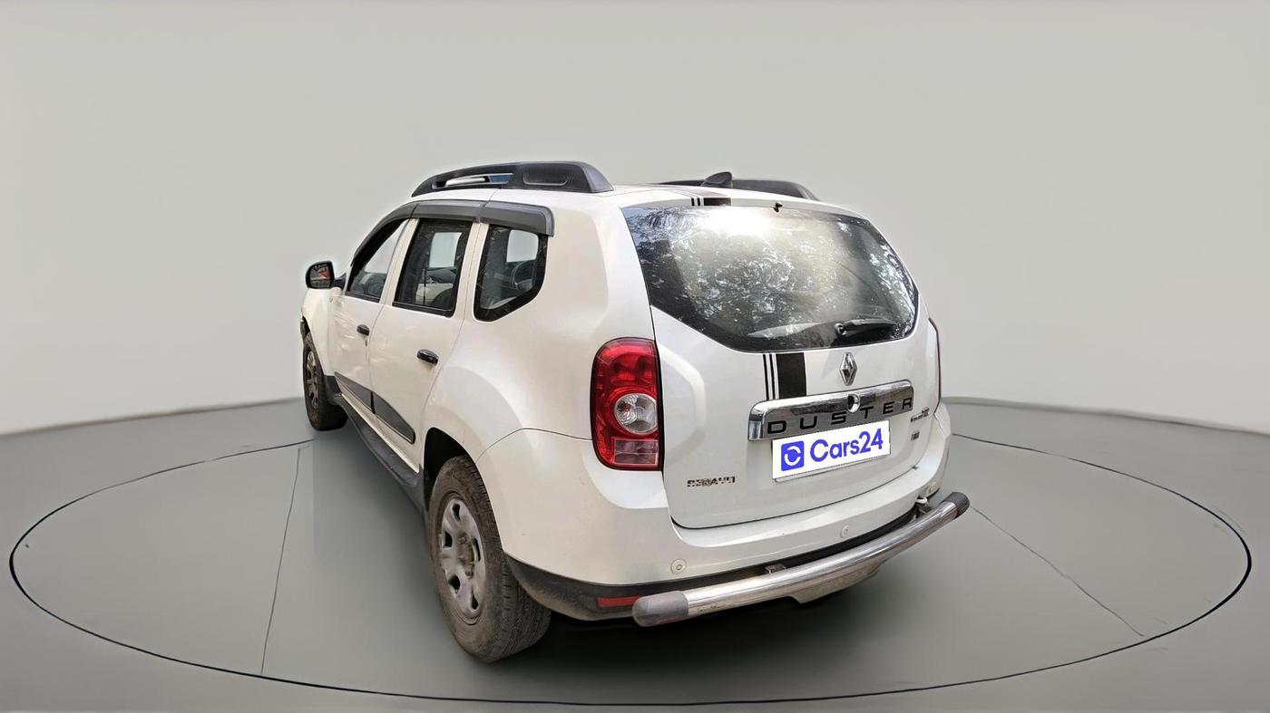 2014 Renault Duster RXL PETROL, Petrol, Manual, 1,22,311 km, exterior