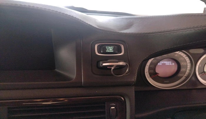 2013 Volvo S80 D5, Diesel, Automatic, 1,40,050 km, interior