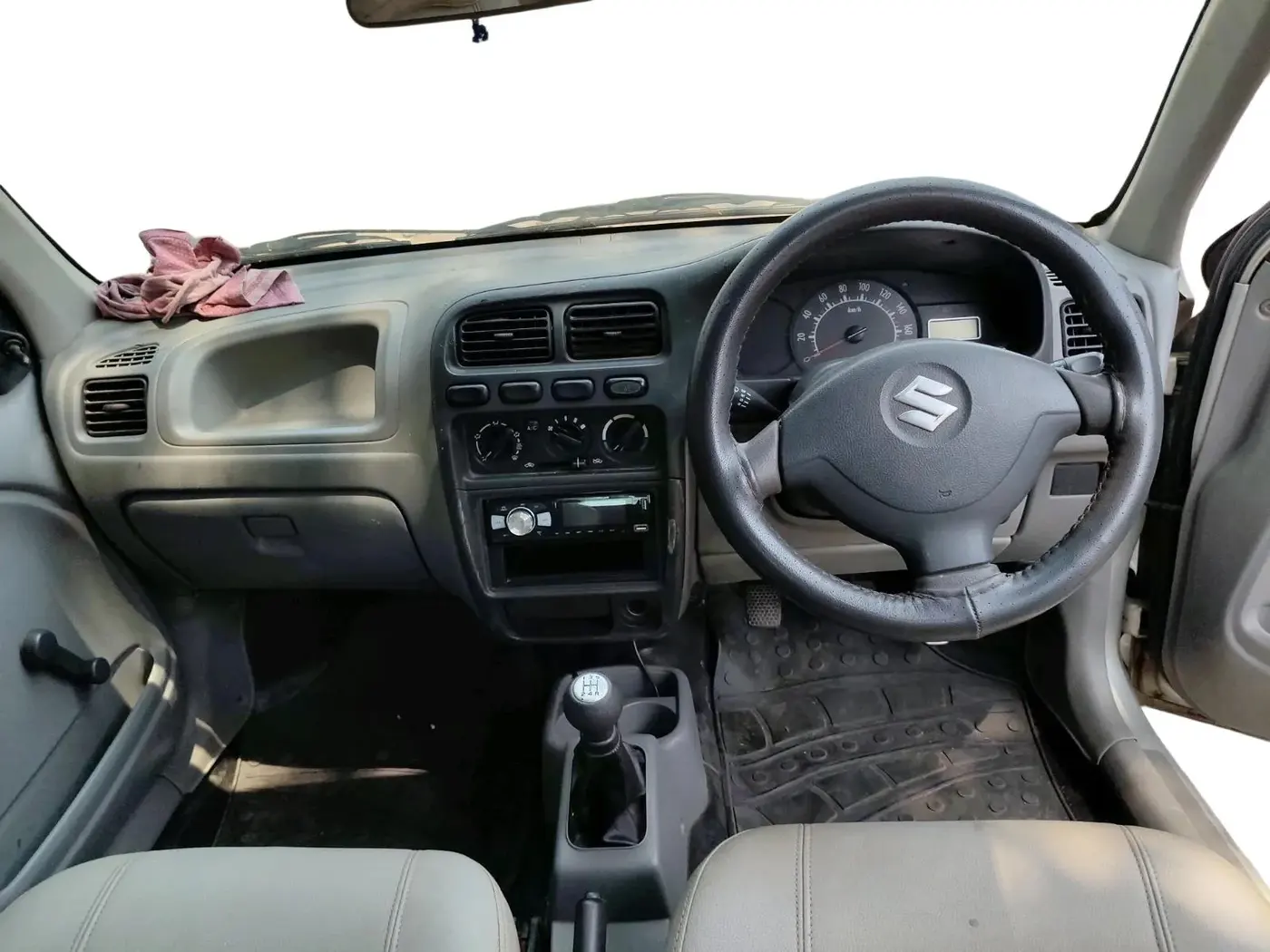 2011 Maruti Alto K10 LXI, Petrol, Manual, 99,028 km, interior