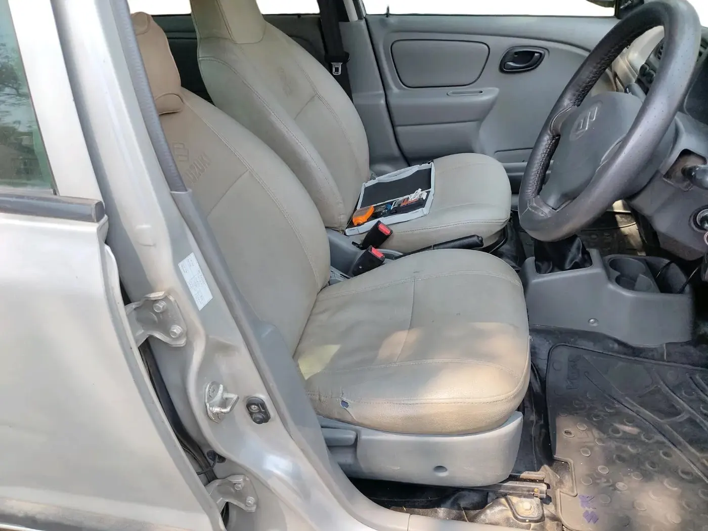 2011 Maruti Alto K10 LXI, Petrol, Manual, 99,028 km, interior