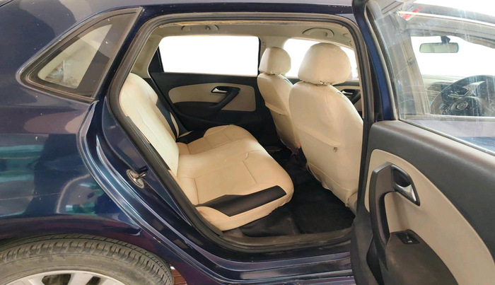 2013 Volkswagen Polo HIGHLINE DIESEL, Diesel, Manual, 83,730 km, interior