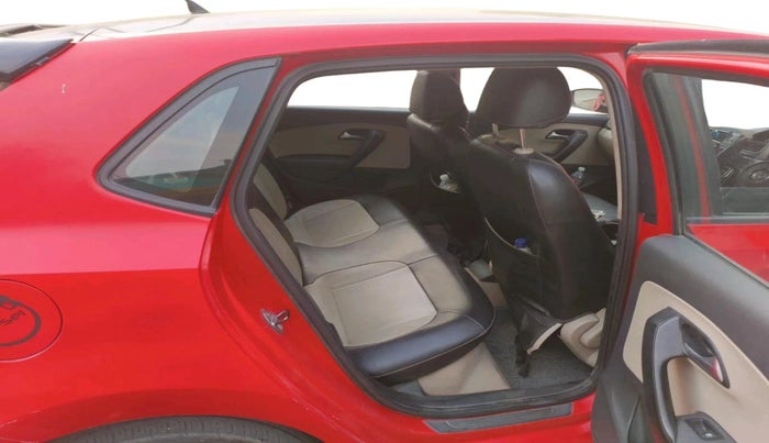 2014 Volkswagen Polo COMFORTLINE 1.2L, Diesel, Manual, 1,21,326 km, interior