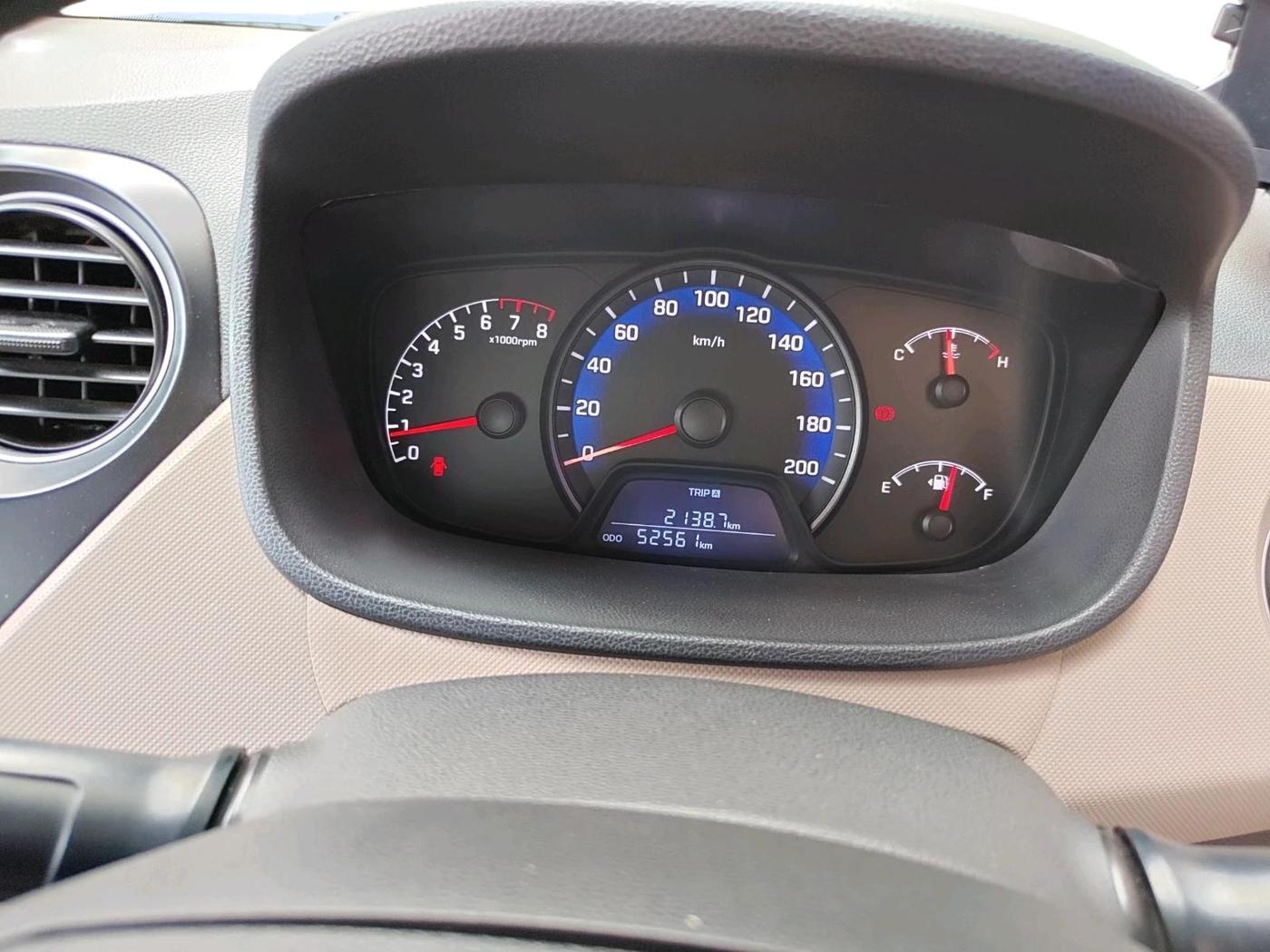 2015 Hyundai Xcent S 1.2, Petrol, Manual, 52,561 km, interior