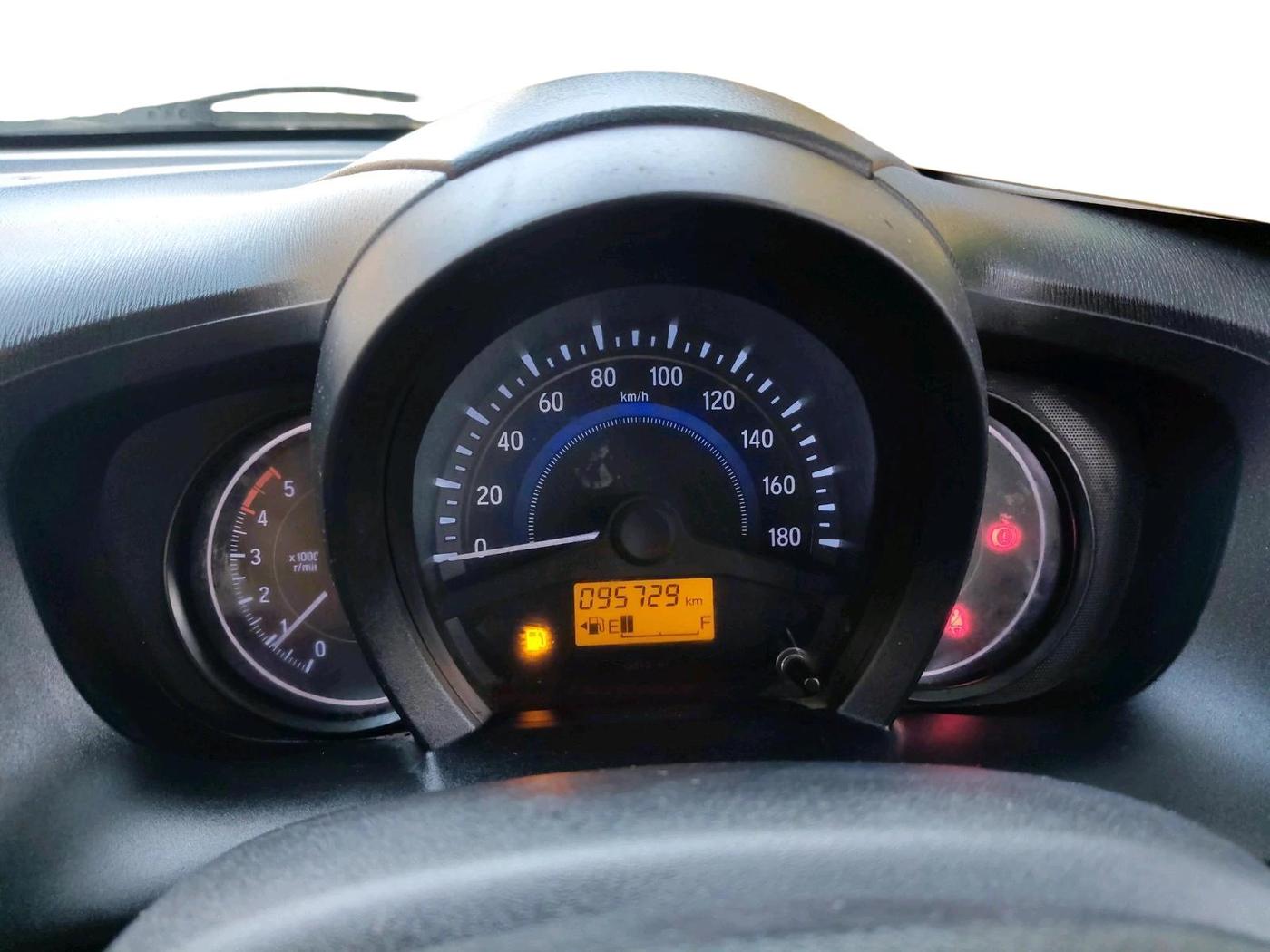 2015 Honda Amaze 1.5L I-DTEC S, Diesel, Manual, 95,729 km, interior