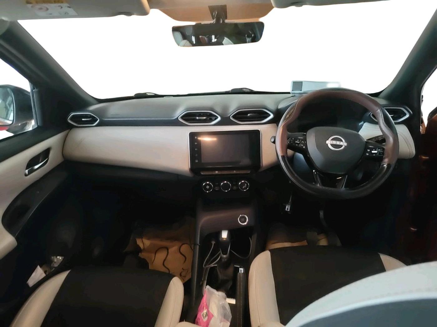 2024 Nissan MAGNITE Tekna HRAO 1.0 Turbo Petrol CVT, Petrol, Automatic, 45,317 km, interior