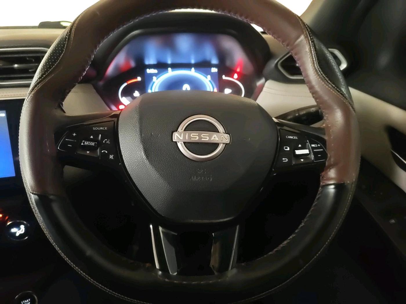 2024 Nissan MAGNITE Tekna HRAO 1.0 Turbo Petrol CVT, Petrol, Automatic, 45,317 km, interior