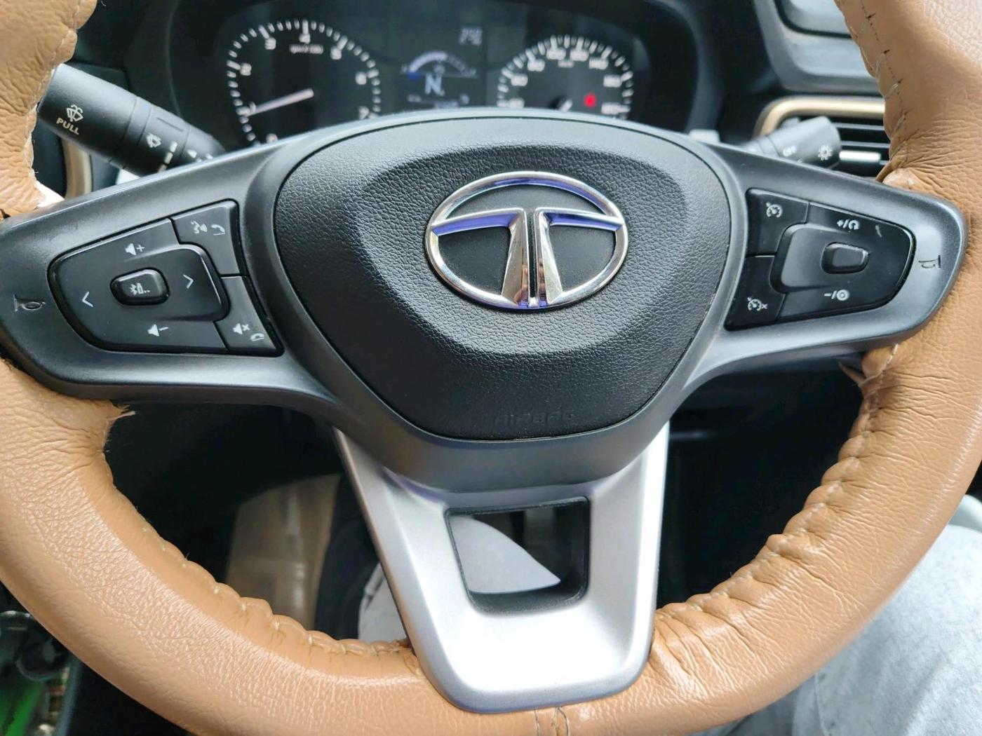 2022 Tata PUNCH ACCOMPLISHED AMT, Petrol, Automatic, 41,244 km, interior